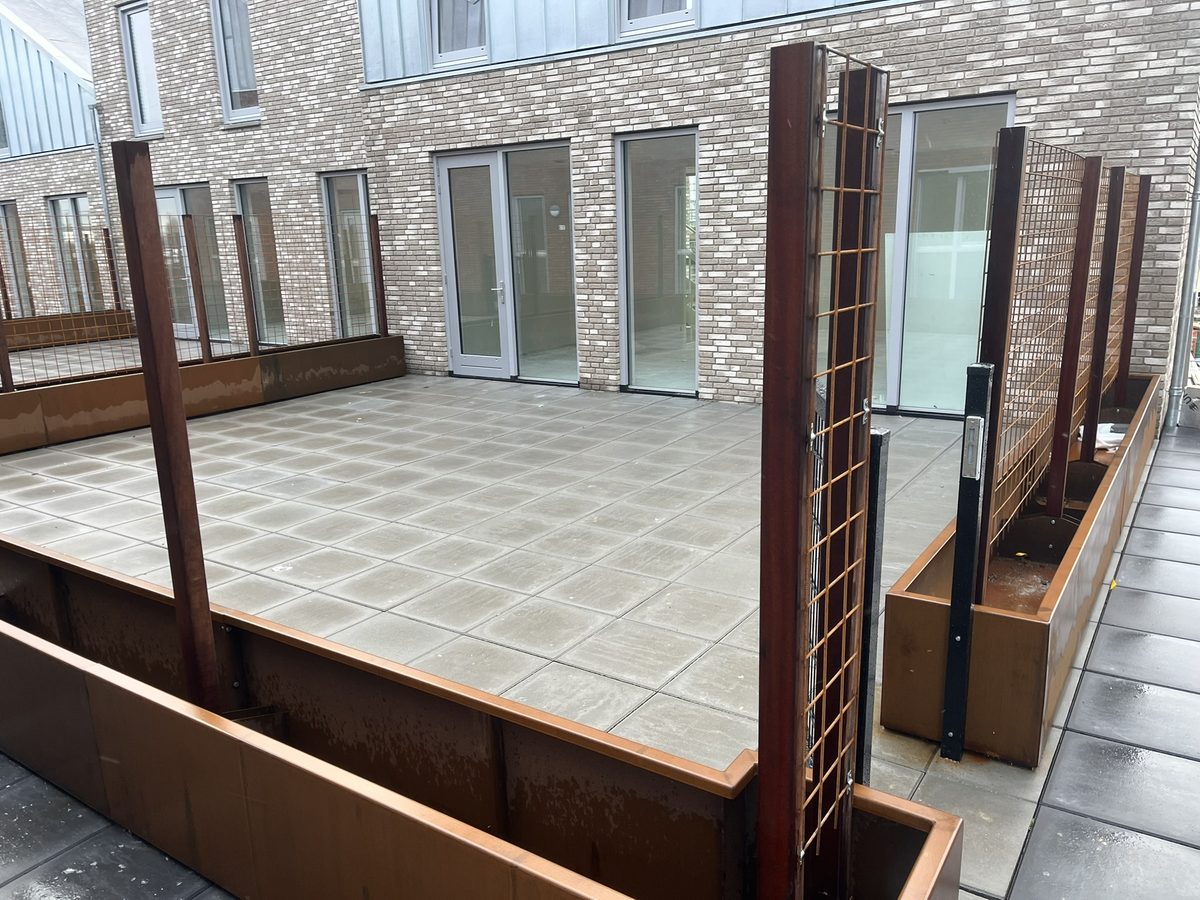 Dakterras De Nieuwe Haven - terras met cortenstalen bakken